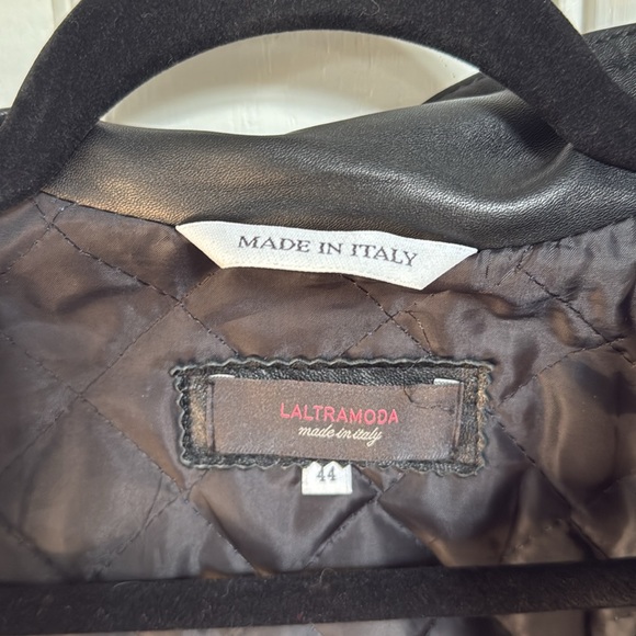 Laltramoda soft black leather bomber jacket - Picture 4 of 5